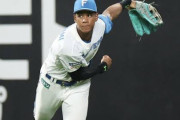 【海外の反応】日本ハム・万波のえげつない強肩をご覧ください「清宮の捕球も素晴らしい」