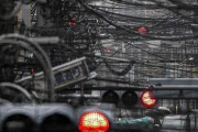「電線だらけ！」東京の多数の電線の写真が話題に 海外の反応