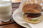 スウェーデン人「牛乳を毎食1杯飲んでる大人っておかしいか？」