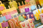 海外「アイス１本でも、日本人は謙虚なのか！？」食いしん坊外国人、アイスの値上がりを謝罪する日本の会社に驚嘆