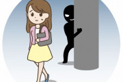 5年間、求愛してきた男性に、公衆の面前で土下座して諦めるようお願いする女性　【海外の反応】