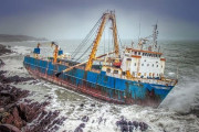 【海外】幽霊船MVアルタの驚くべき10の真実—あなたの知らないミステリーを解明！