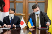 海外「ありがとう！」日本がウクライナに追加支援することに海外から賞賛の声！（海外の反応）